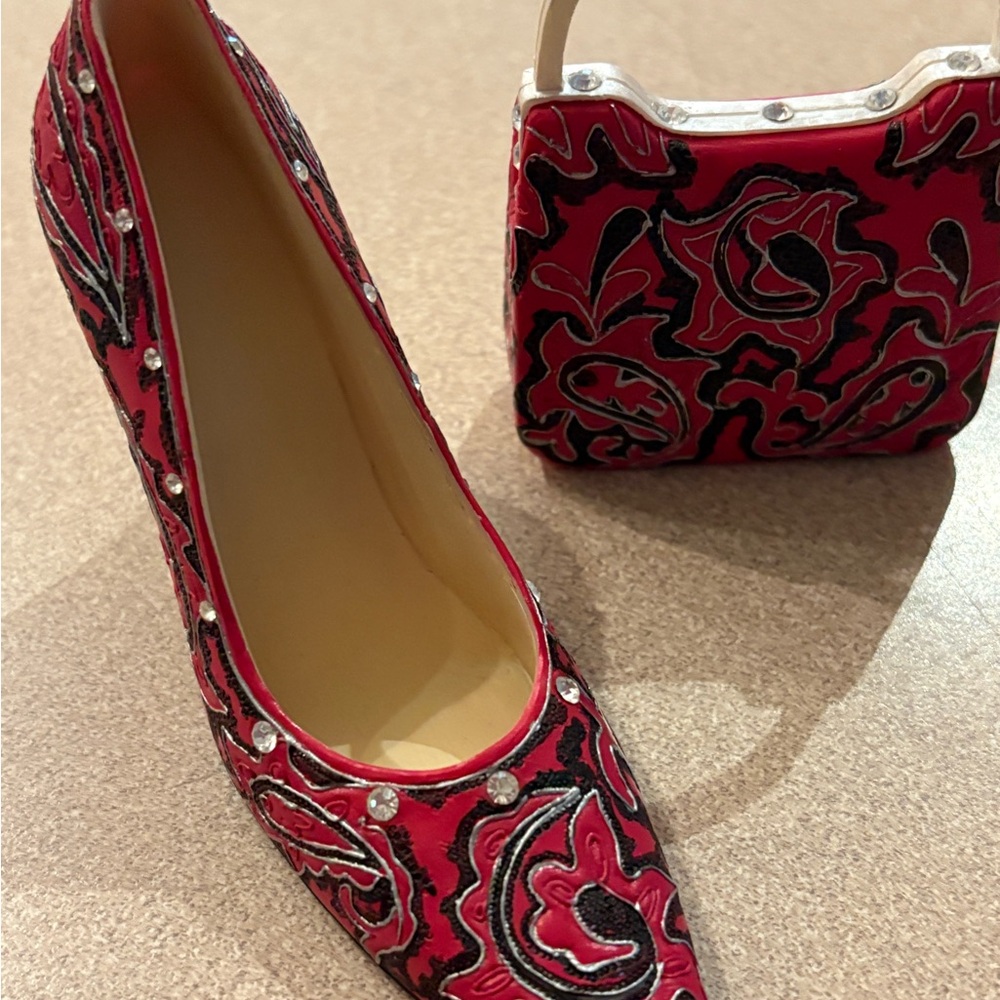 Classic Couture Lady Vanessa Collection Shoe and Handbag